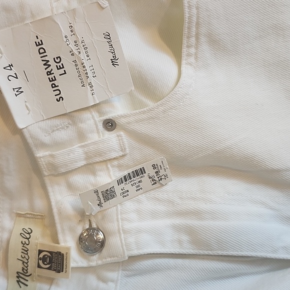 Madewell Women's Straight Leg Cream Jeans - Picture 13 of 13